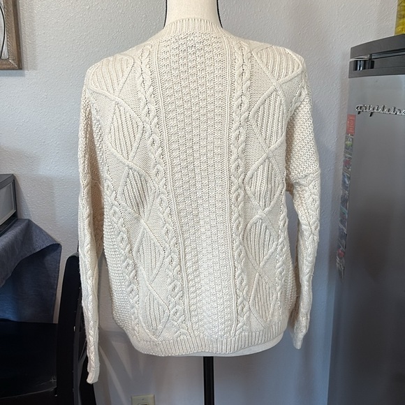 Topshop Women’s Size 6 Cream Large Knit Sweater - Picture 2 of 6
